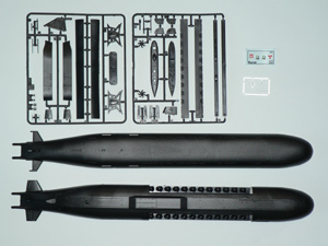 Масштабная модель 9007ПН Подводная Лодка Курск (1)